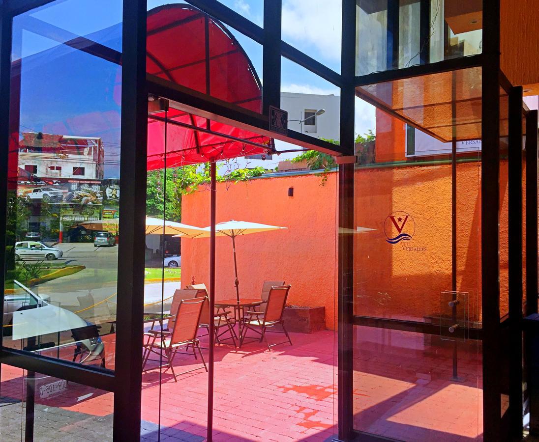 Hotel Versalles Suites 칸쿤 외부 사진
